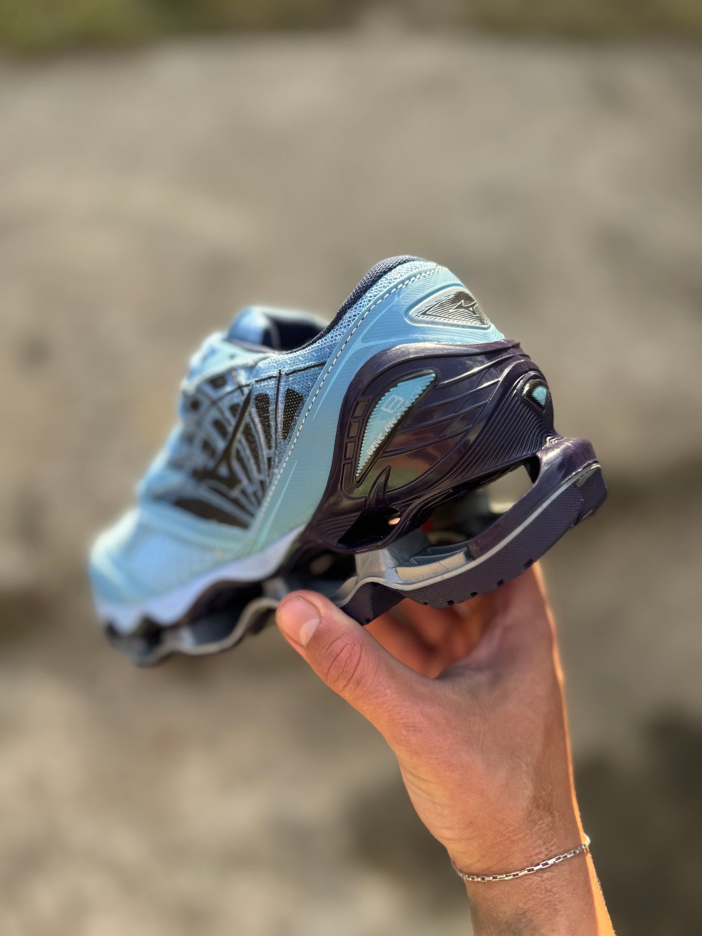 Mizuno Wave Prophecy 8